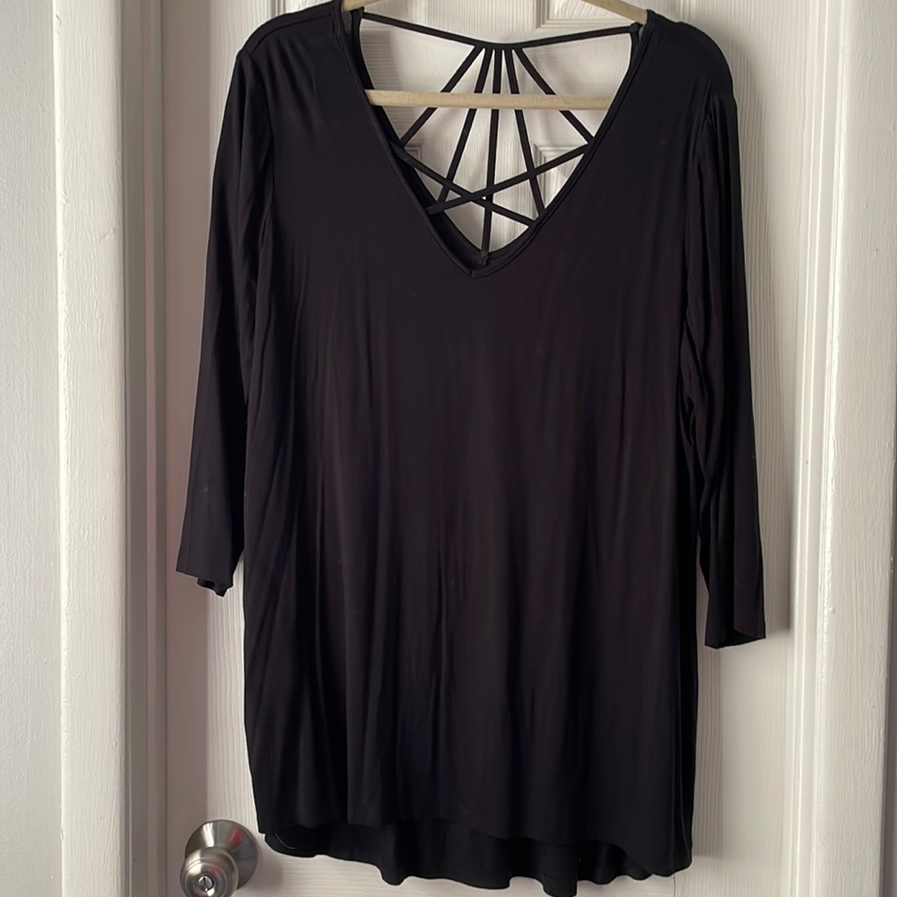 Lane Bryant black strappy back and v neck tunic top 14/16